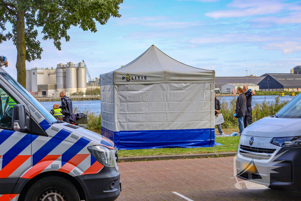 Overleden persoon bij waterincident