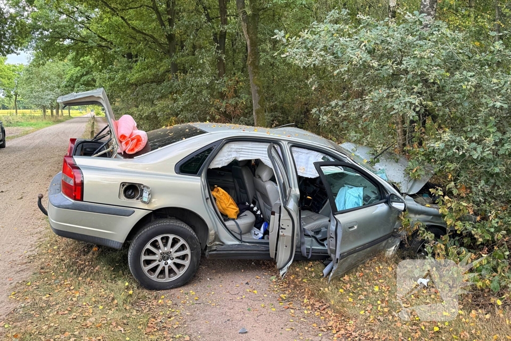 Ernstig ongeval met auto leidt tot gewonden