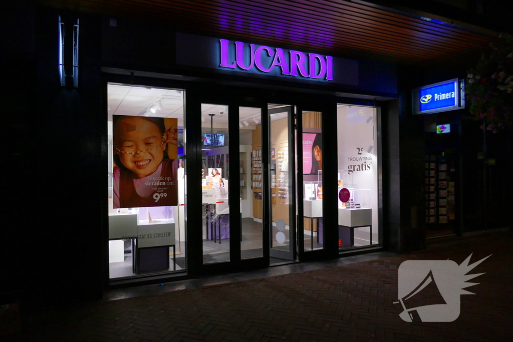 Politie onderzoekt juwelier-inbraak