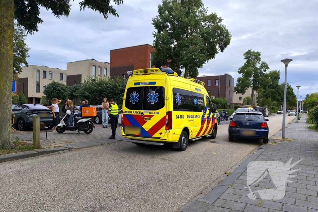 Politie en ambulance na botsing