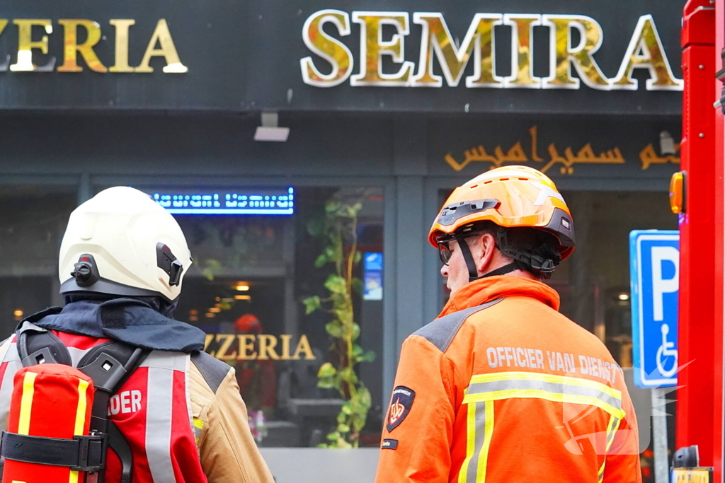Buitenbrand bij pizzeria onder controle