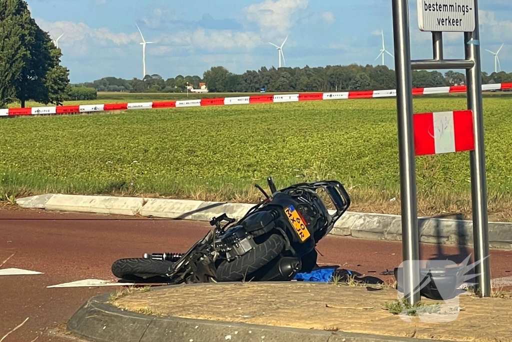 Scooterrijder zwaargewond bij botsing