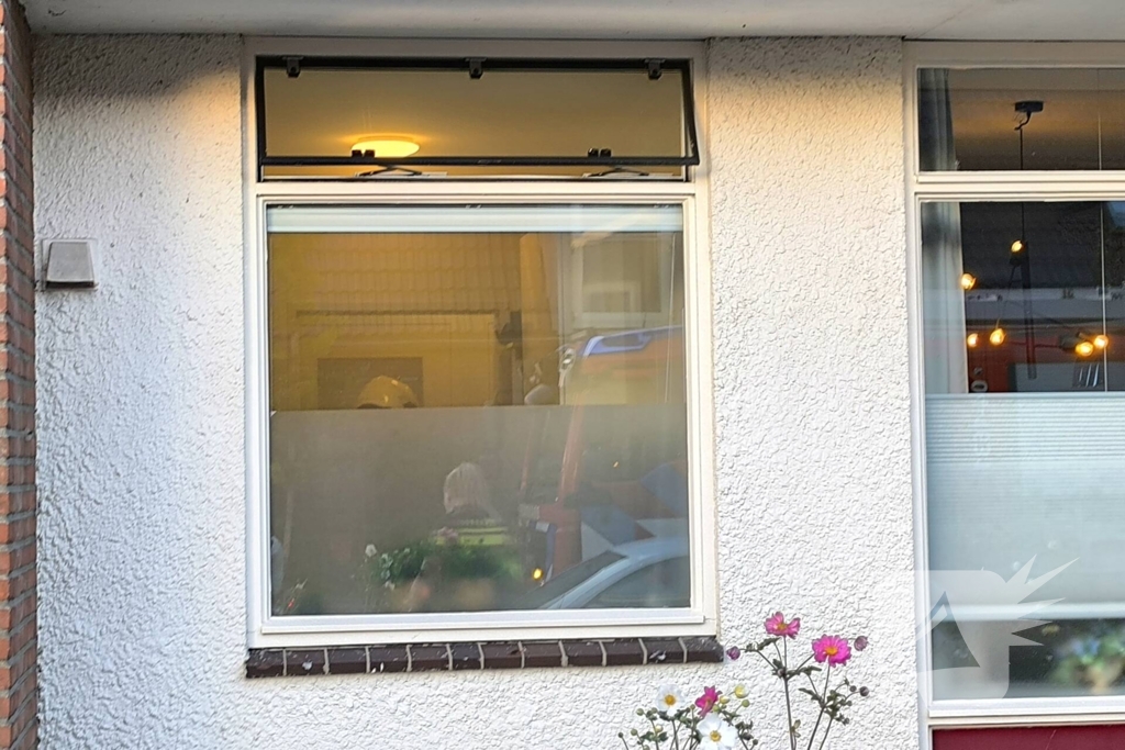 Brandweer ventileert woning na aanbranden broodjes