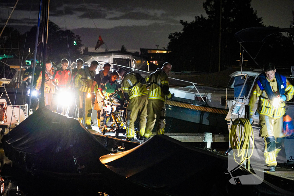 Reddingsactie na ongeluk op boot