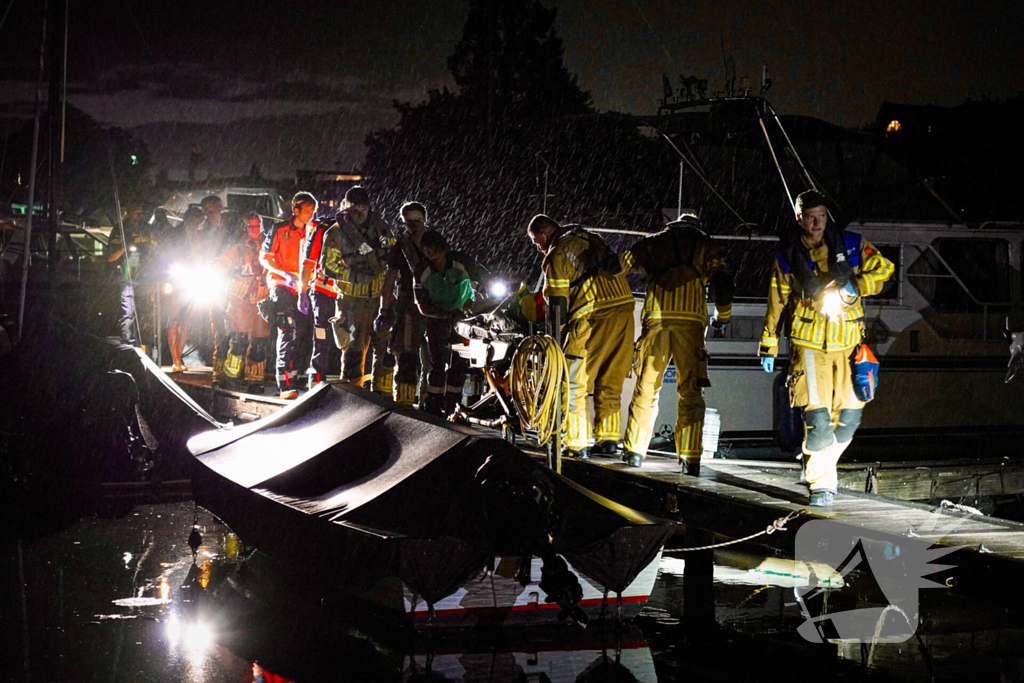 Reddingsactie na ongeluk op boot