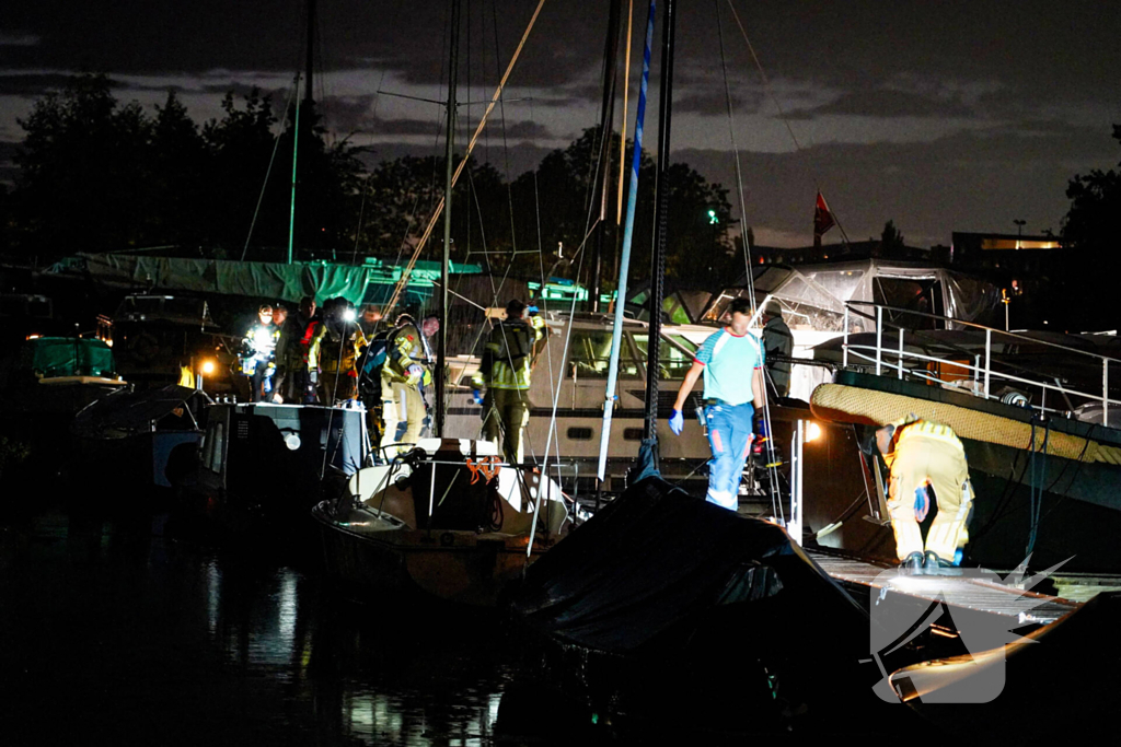 Reddingsactie na ongeluk op boot