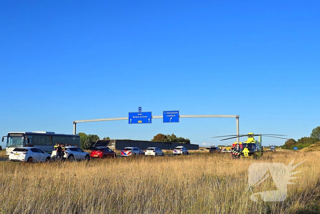 Zwaargewonden bij snelwegongeval
