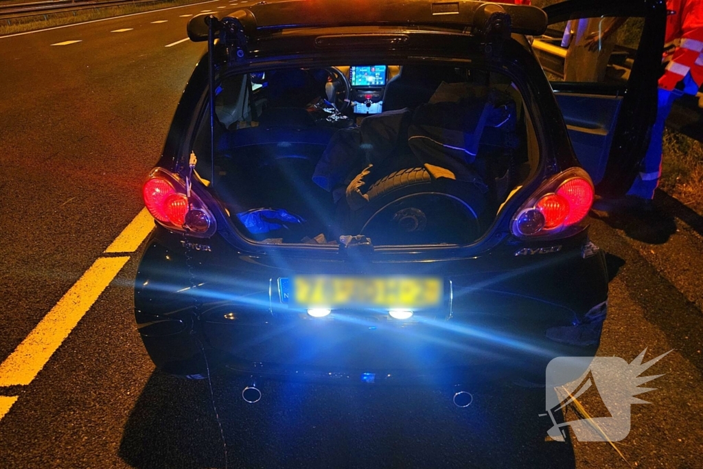 Kop-staartbotsing op snelweg