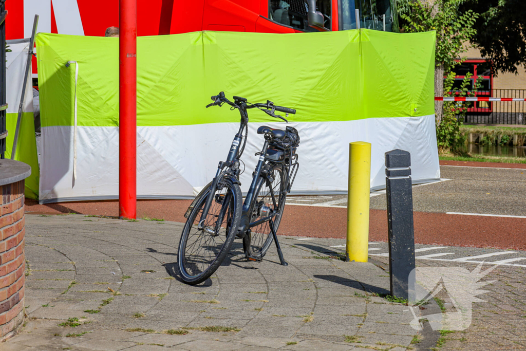 Dodelijk ongeval na aanrijding met vrachtwagen