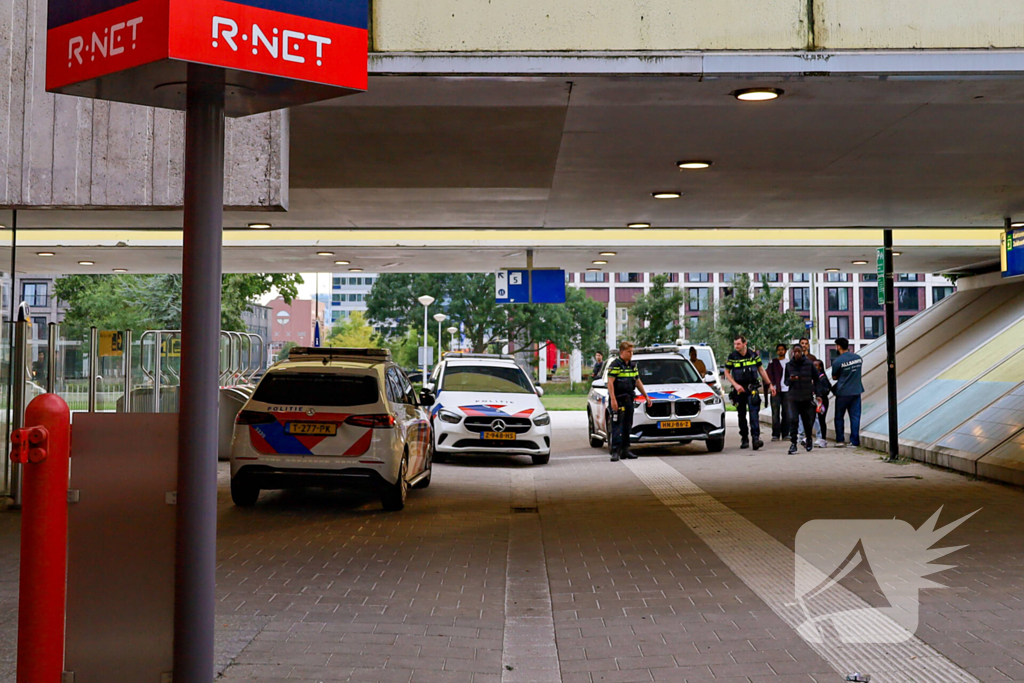 Aanrijding persoon door trein leidt tot stationafsluiting