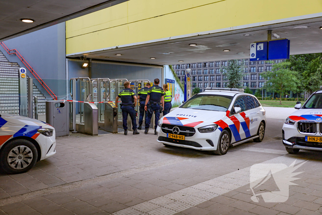 Aanrijding persoon door trein leidt tot stationafsluiting
