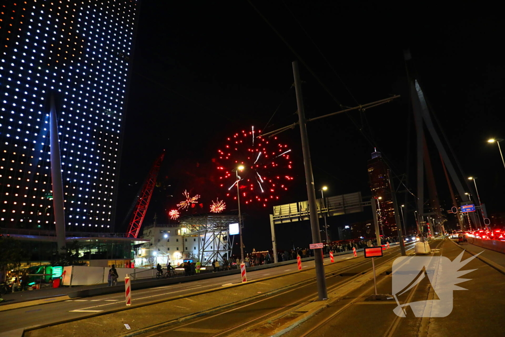 Duizenden mensen beleven spectaculaire afsluiting van Wereldhavendagen