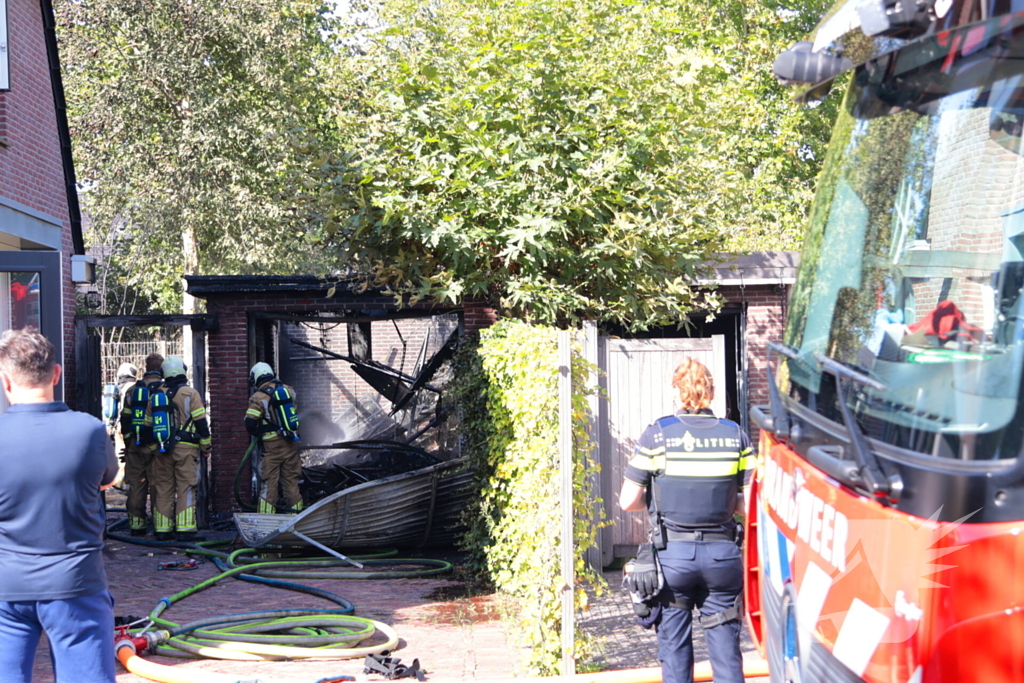 Brand in garage onder controle