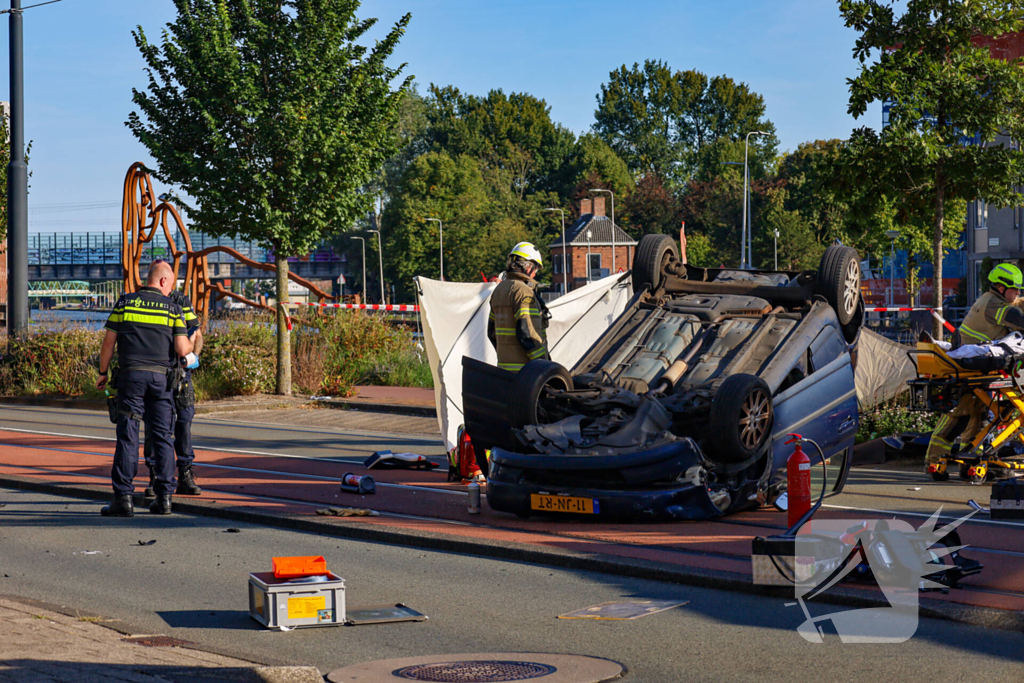 Bestuurder gewond bij aanrijding