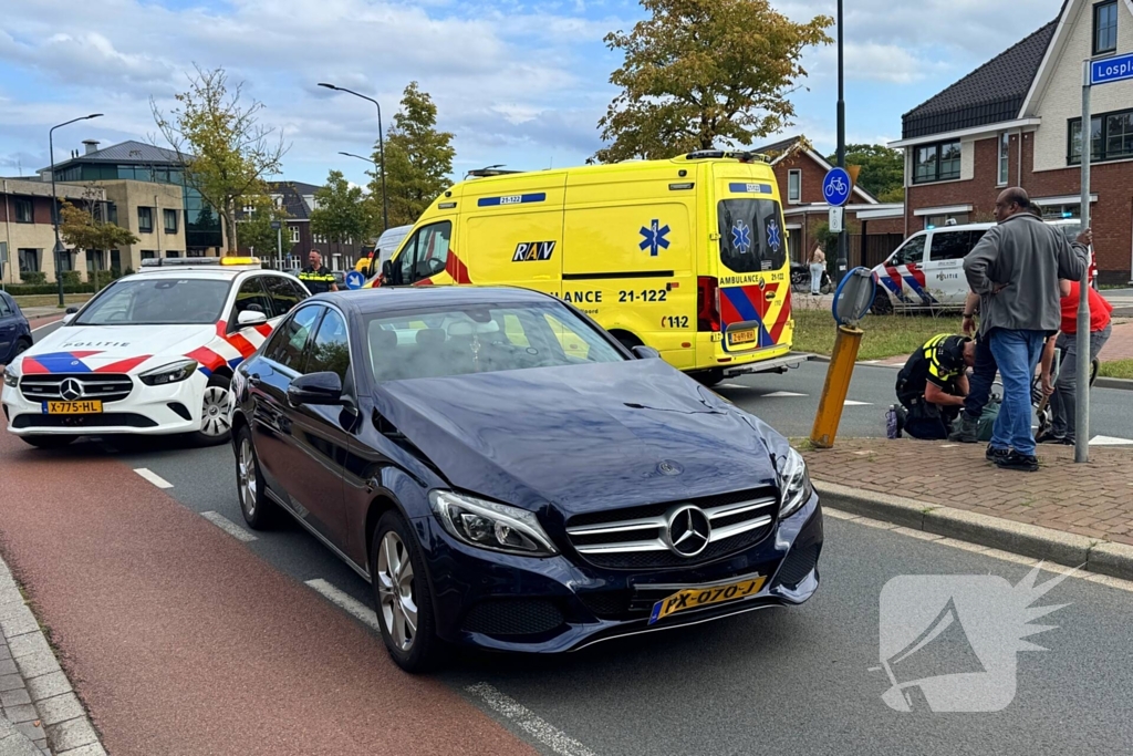 Fietsende scholier gewond na aanrijding met auto