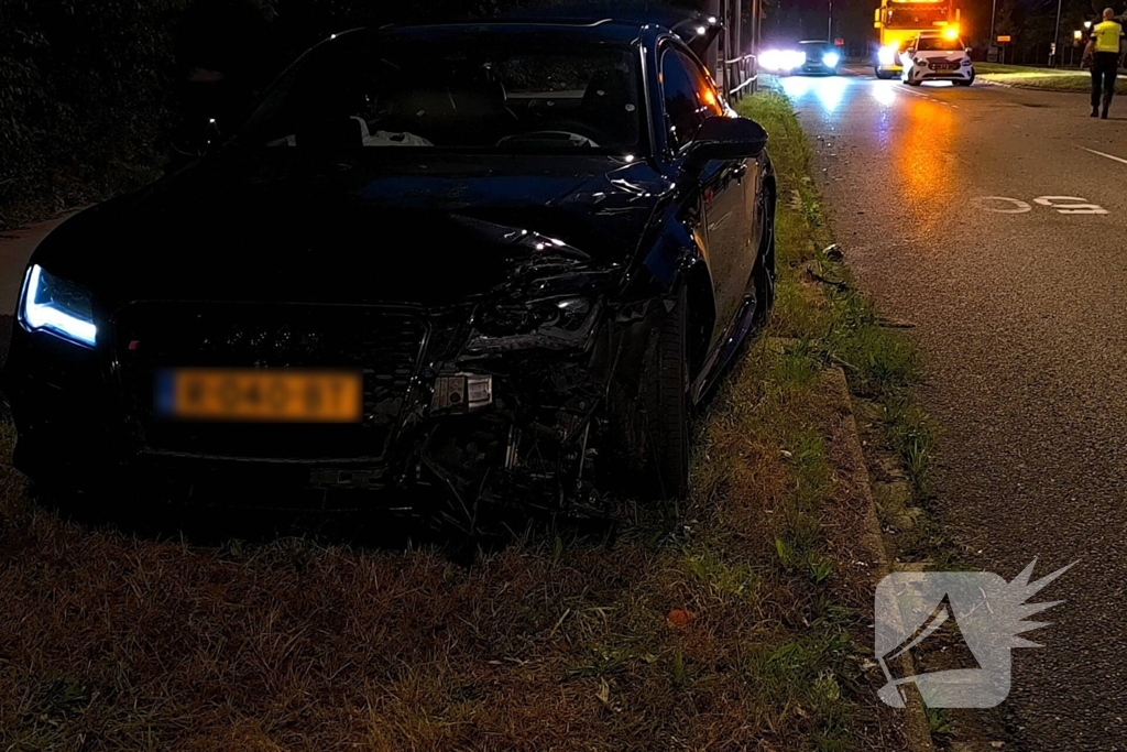 Geen gewonden na botsing op kruising