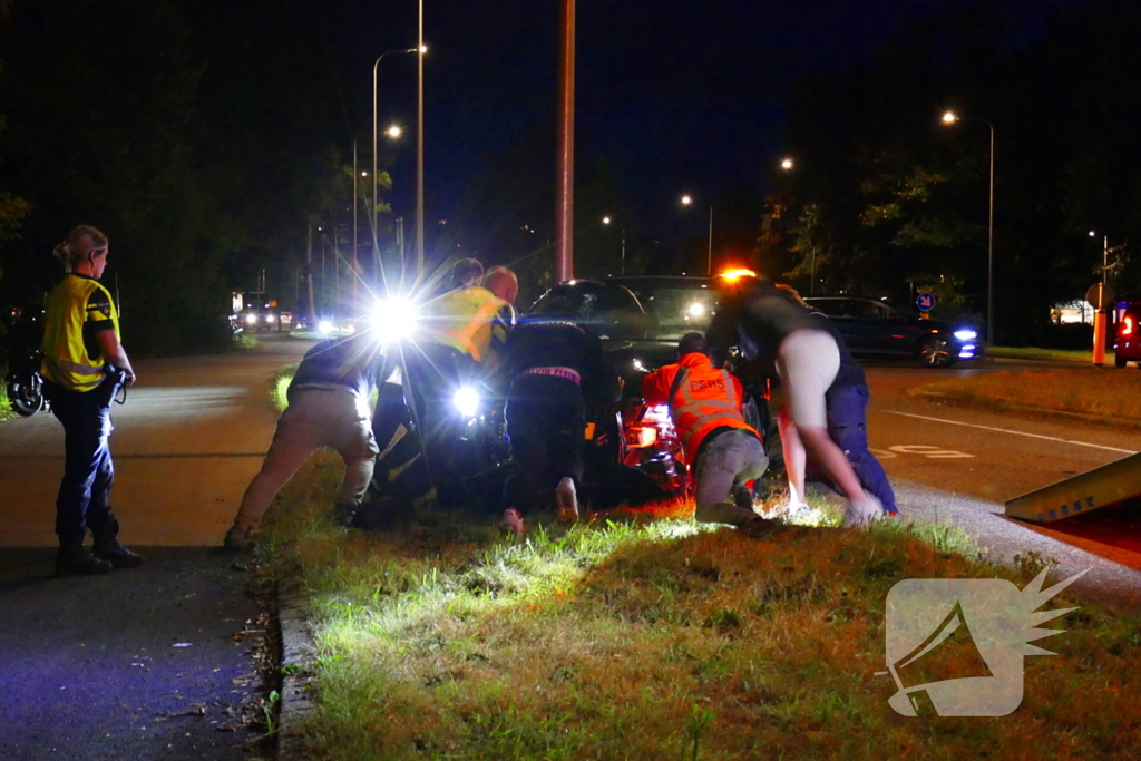 Geen gewonden na botsing op kruising