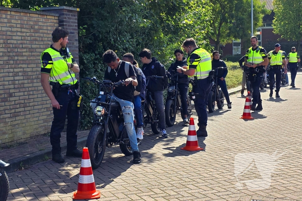 Fatbike gaat 50km tijdens controle, politie neemt er twee in beslag