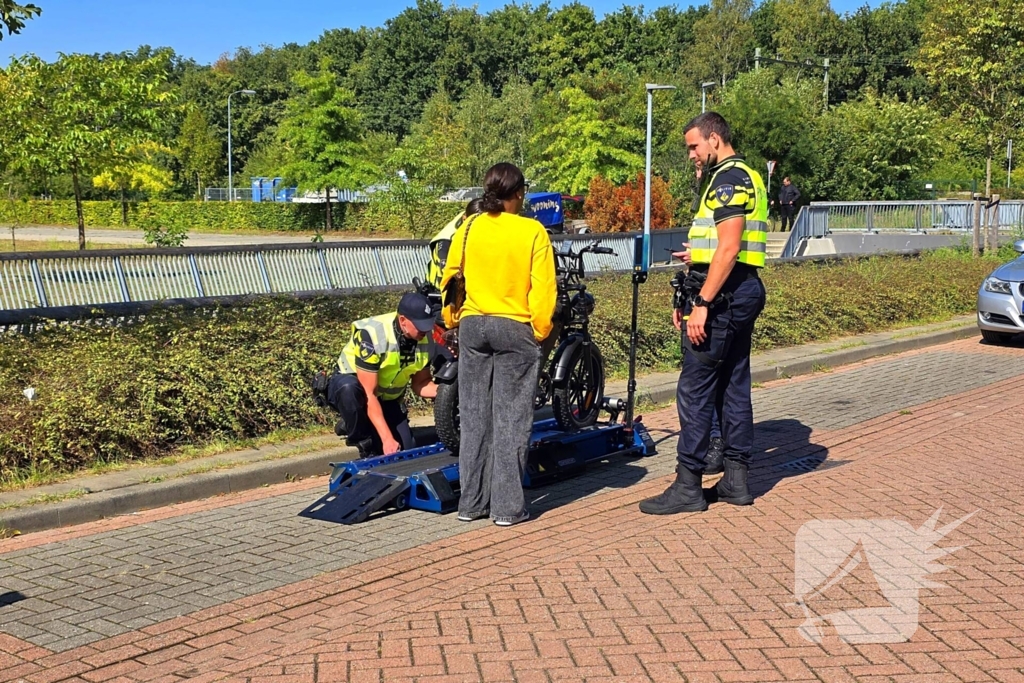 Fatbike gaat 50km tijdens controle, politie neemt er twee in beslag