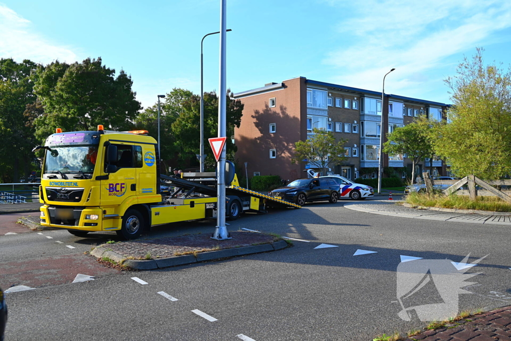 Kettingbotsing met drie voertuigen