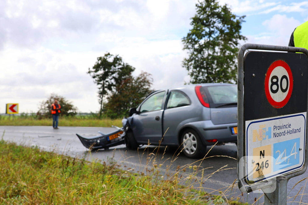 Twee gewonden naar ziekenhuis
