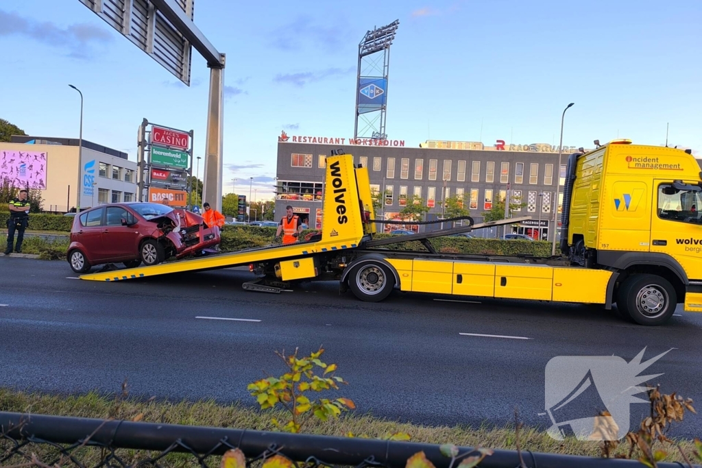 Botsing tegen paal in middenberm