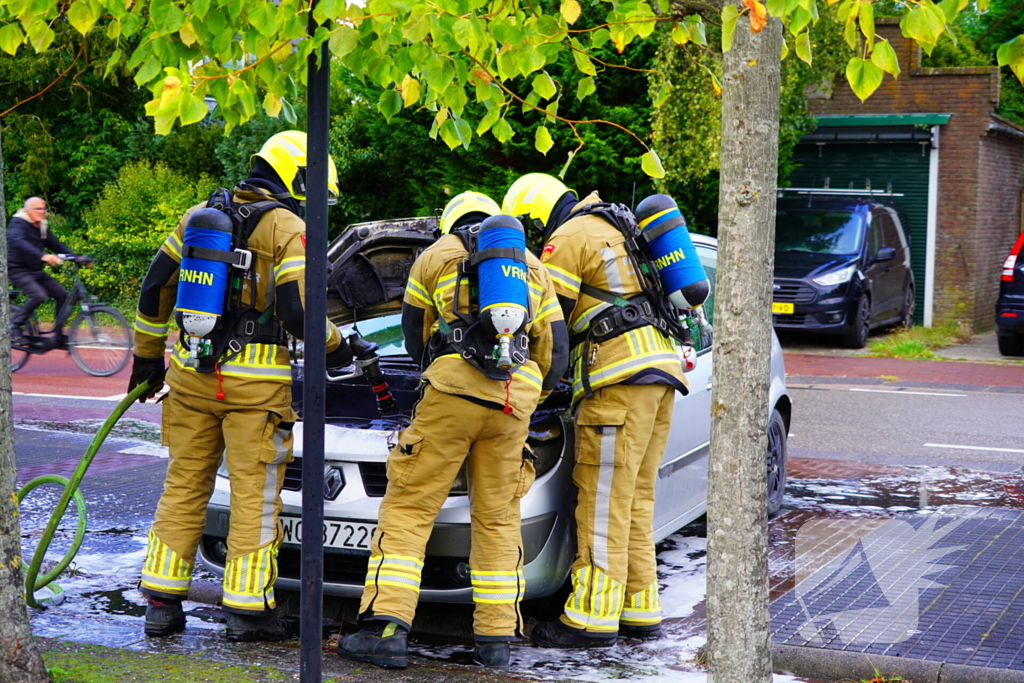 Brand in voertuig geblust