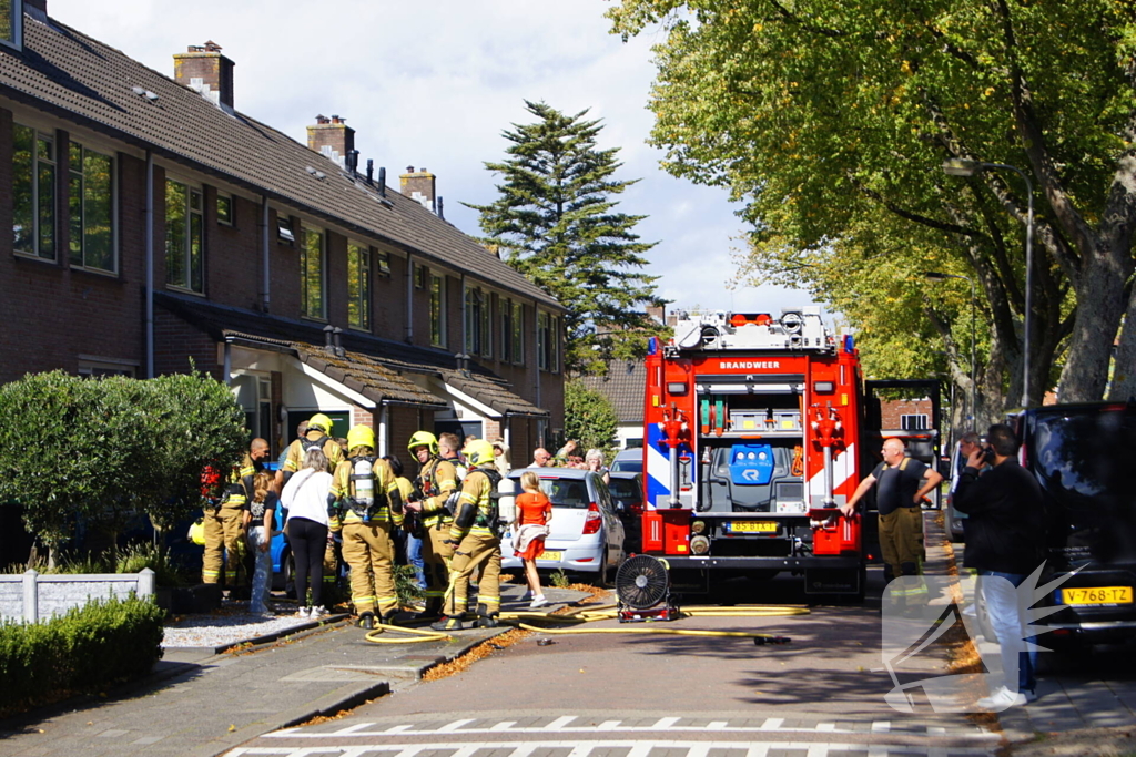 Pannetje vat vlam in keuken