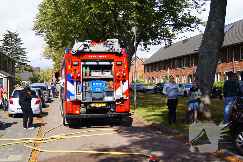Pannetje vat vlam in keuken