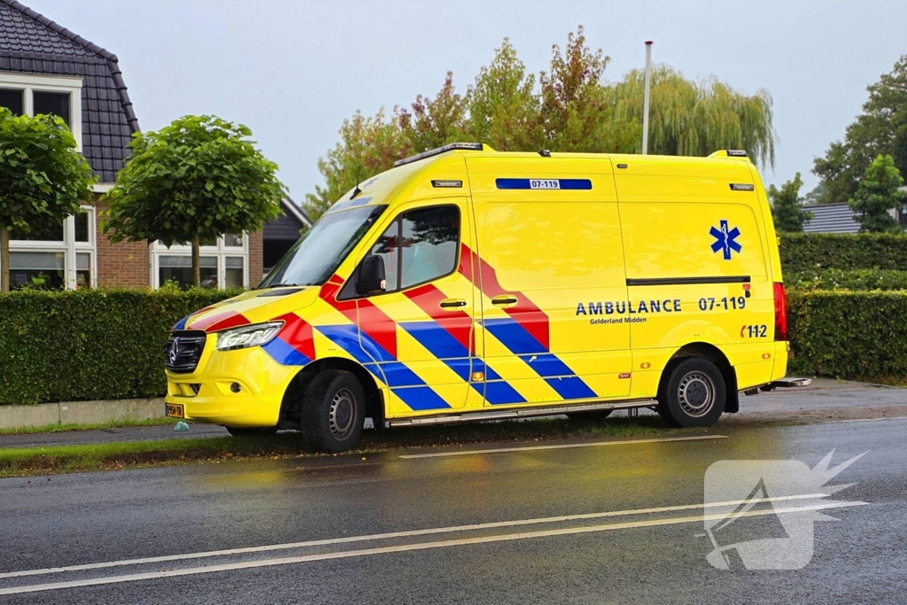 Botsing tussen bestelbus en scooter