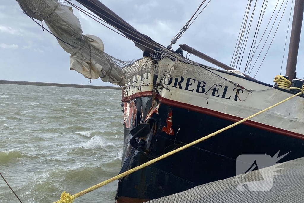 Aanvaring op zee veroorzaakt schade en gewonden