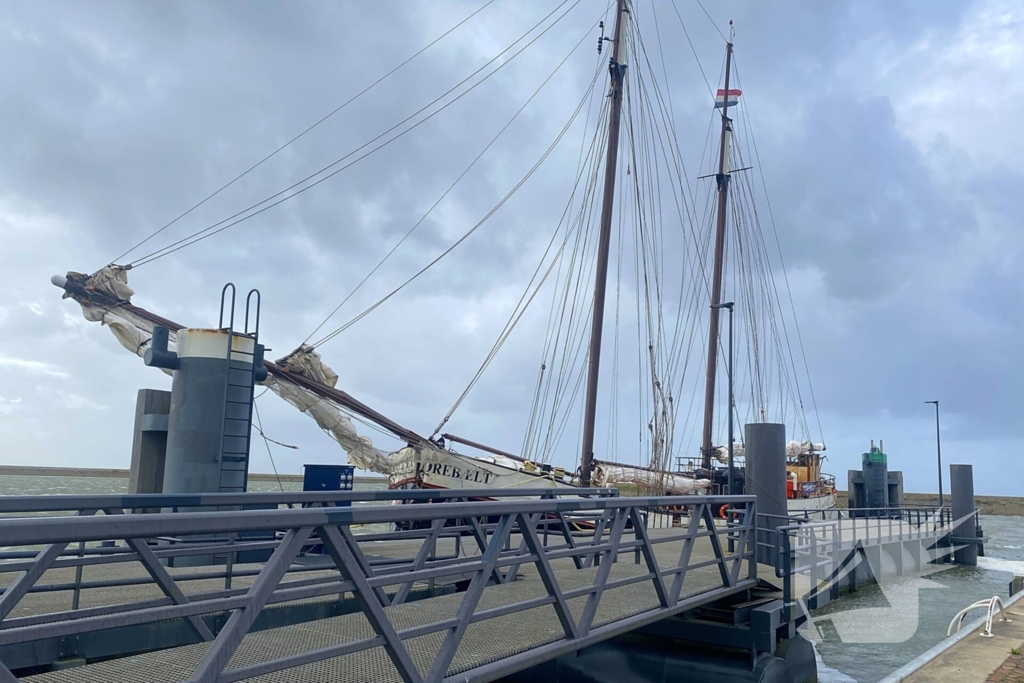 Aanvaring op zee veroorzaakt schade en gewonden