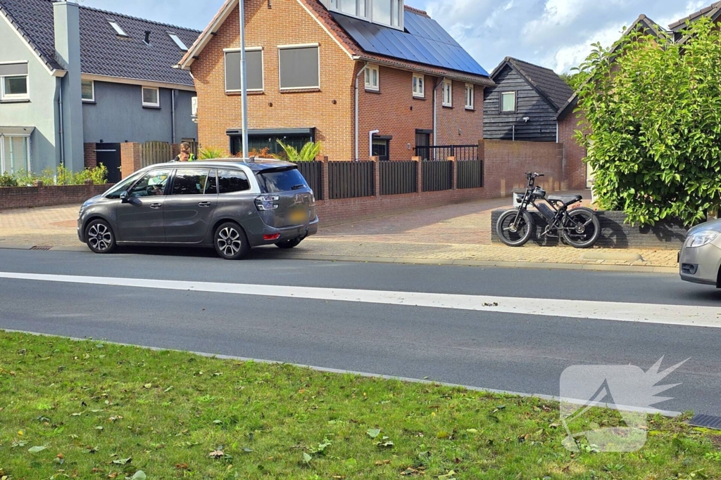 Fatbiker gewond na aanrijding met auto