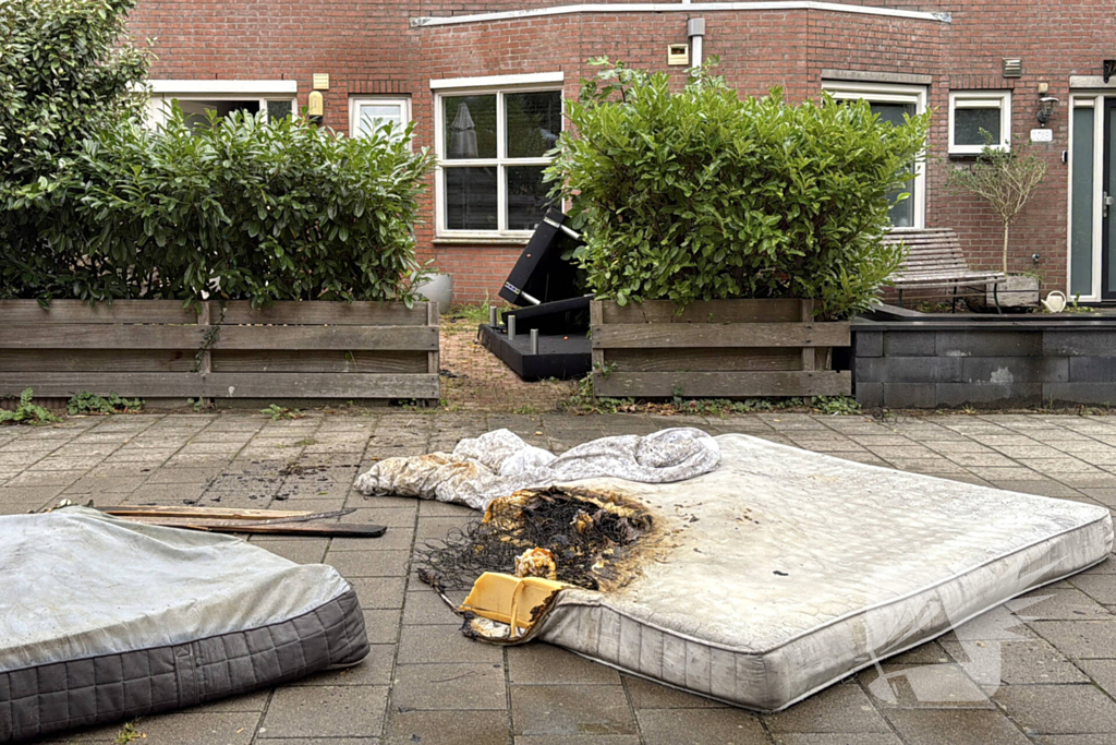 Woningbrand snel opgeschaald