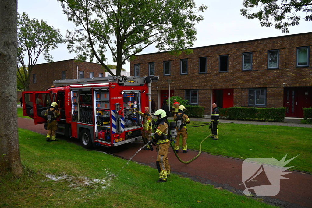 Rookontwikkeling door pan op het vuur