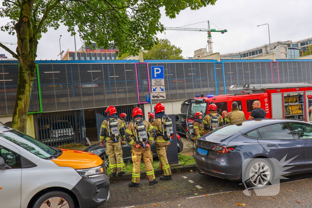 Brand in parkeergarage leidt tot grote hulpverlening