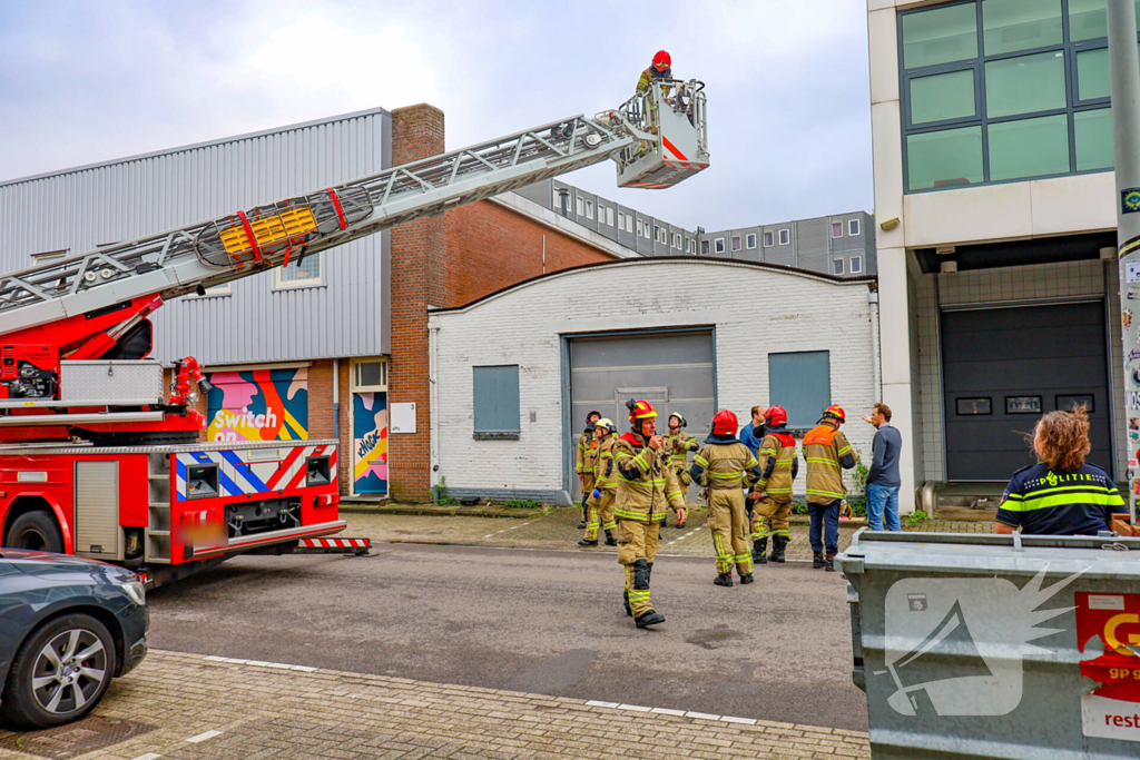 Instorting bedrijfspand leidt tot brandweerinterventie
