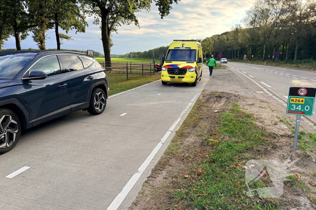 Scooter bestuurder gewond bij aanrijding met auto