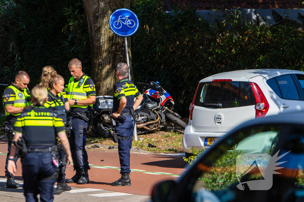 72-jarige man onder invloed van drugs botst op motoragent