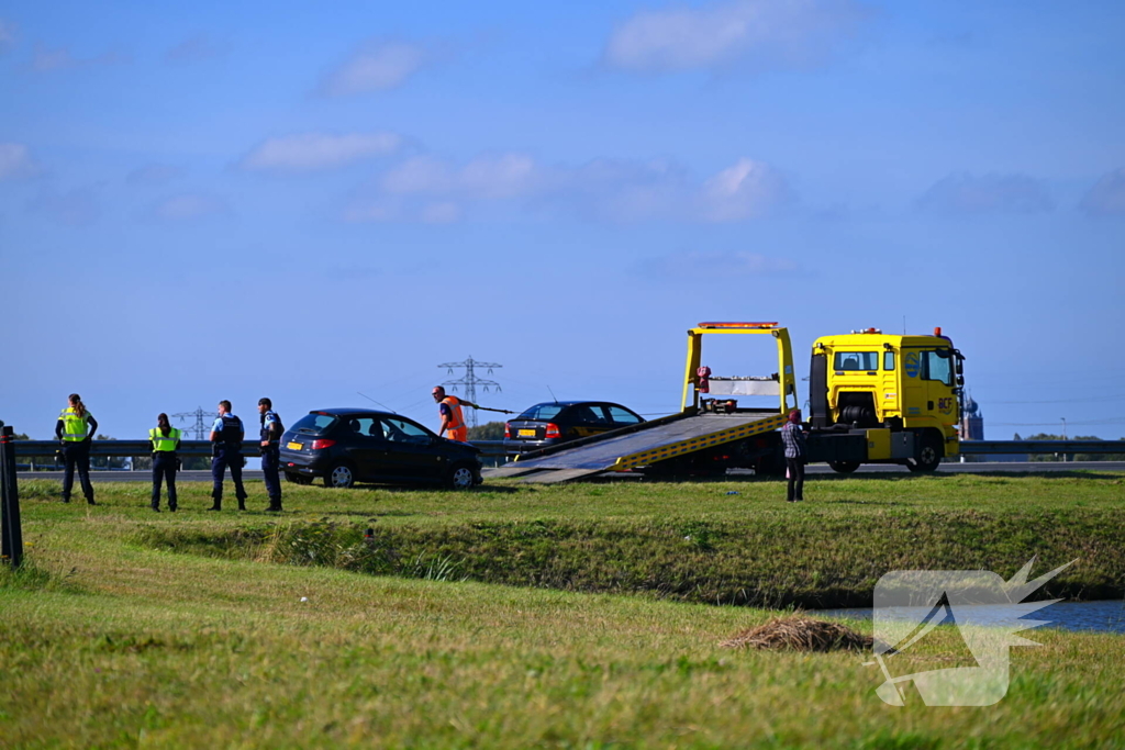 Voertuig rijdt weg na aanrijding