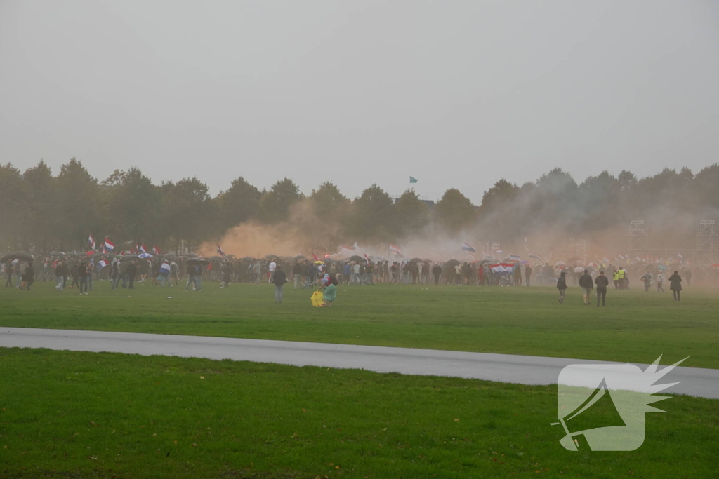 Politie en ME aanwezig bij demonstratie