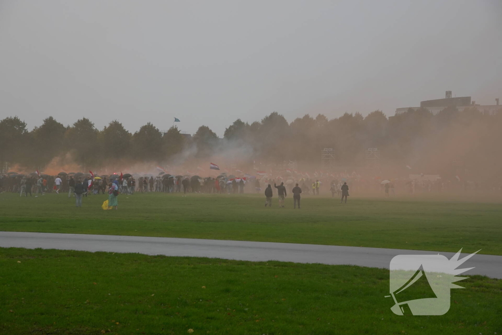 Politie en ME aanwezig bij demonstratie
