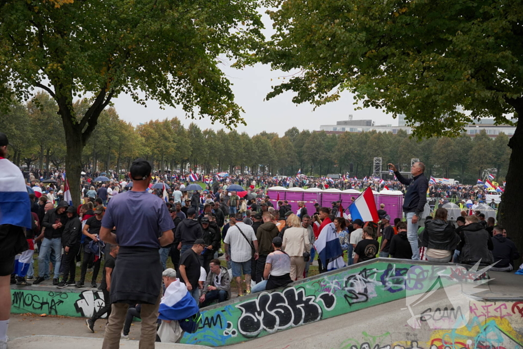 Politie en ME aanwezig bij demonstratie