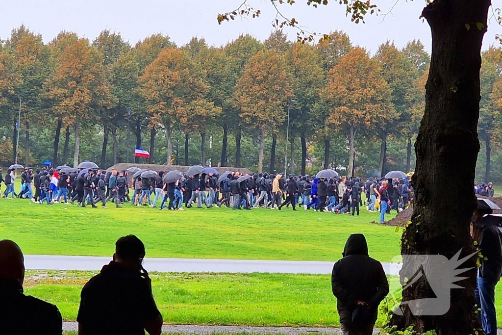 Politie en ME aanwezig bij demonstratie