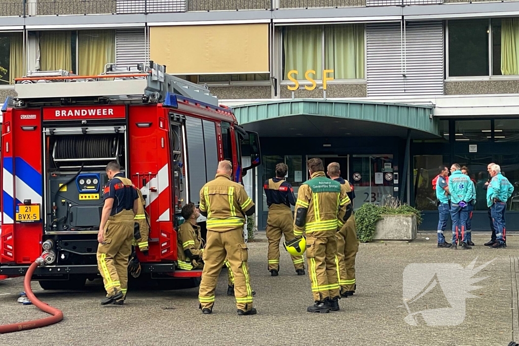 Brand op vierde etage van flatgebouw