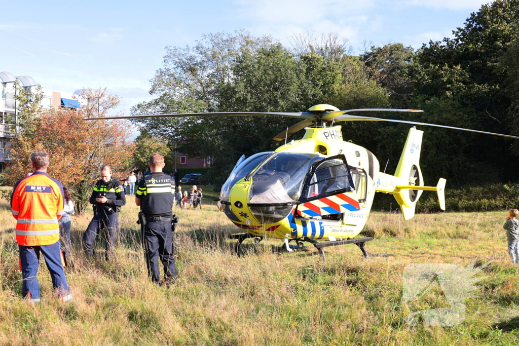 Traumahelikopter landt na medische noodsituatie