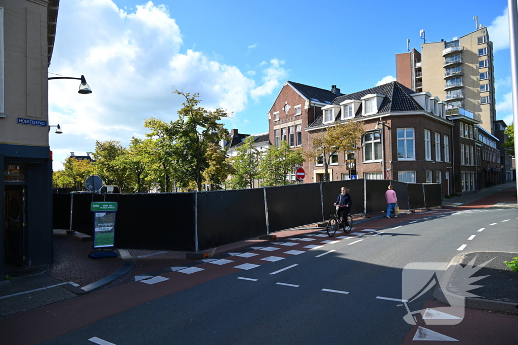 Zoektocht naar explosief in gracht