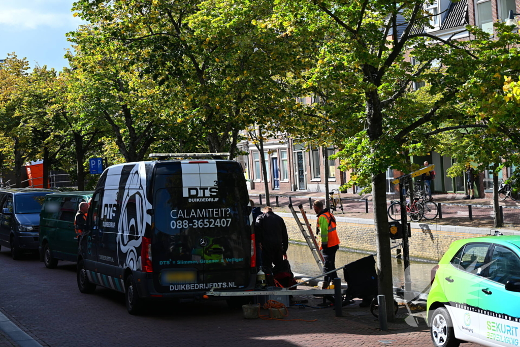 Zoektocht naar explosief in gracht