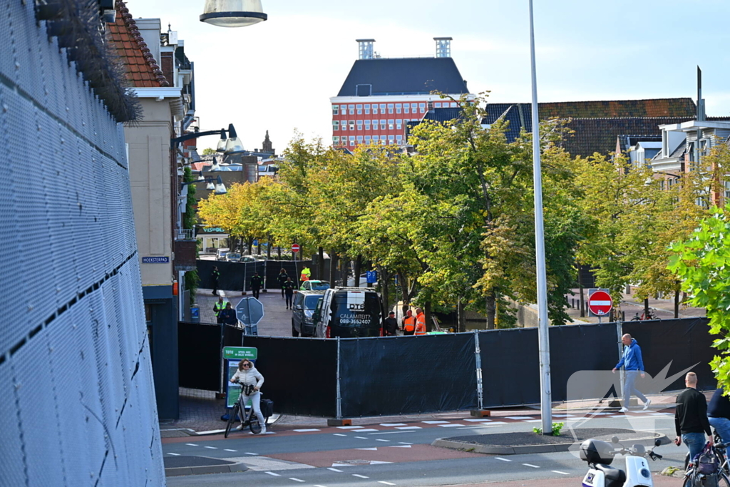 Zoektocht naar explosief in gracht