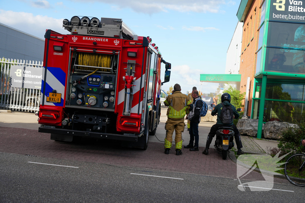 Brandweer ventileert pand nadat rookgenerator afgaat